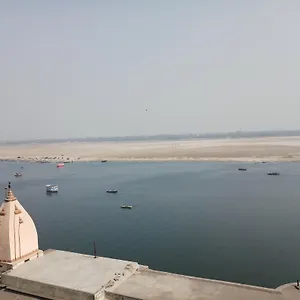 Dwivedi Sri Omkar Palace India